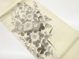 手織り紬手描き相良刺繍菊模様開き名古屋帯（額縁仕立て）